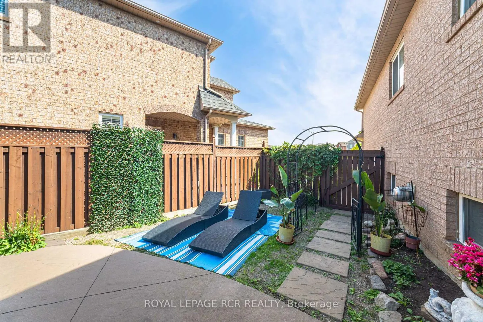 119 SUNDRIDGE STREET