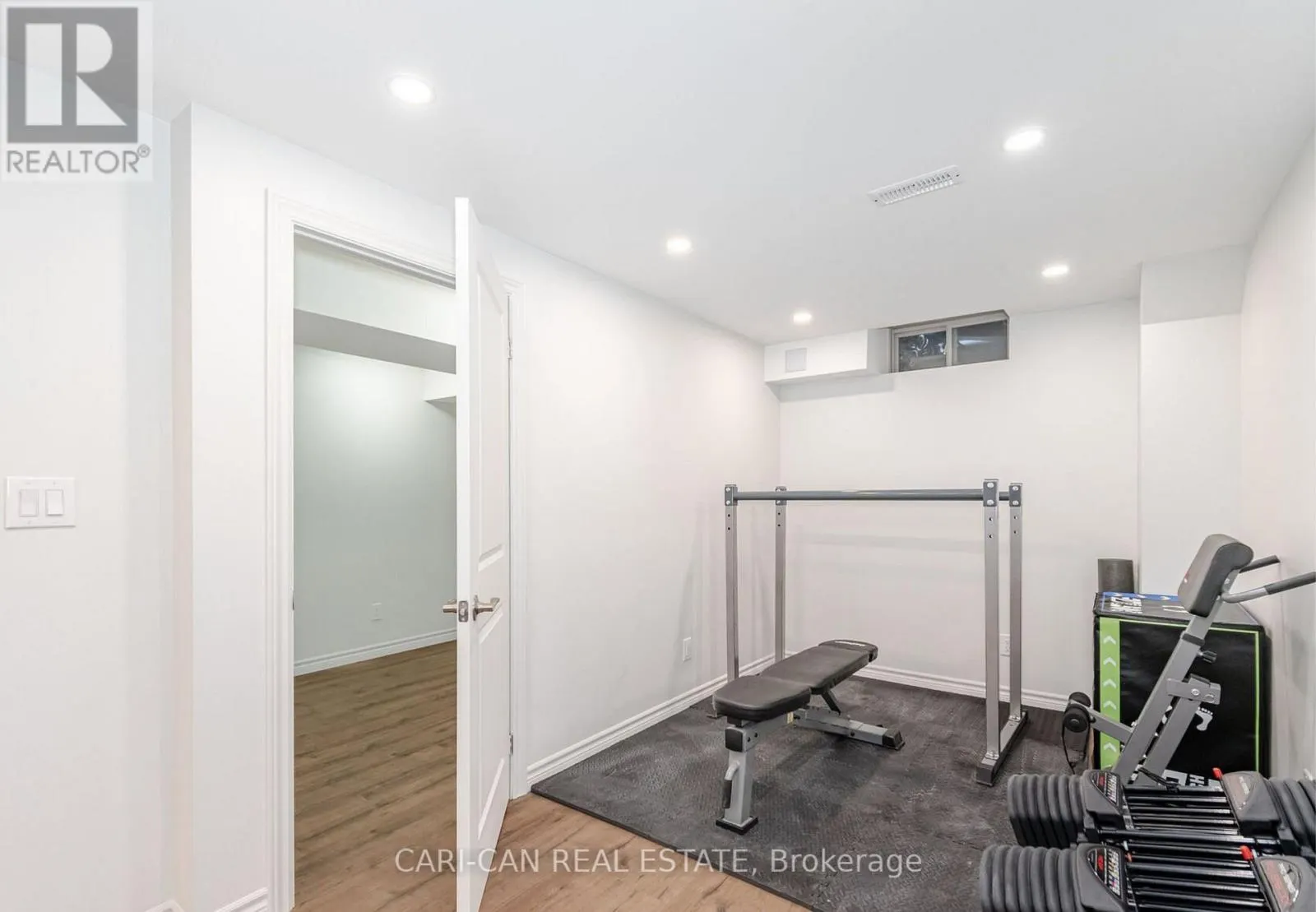18 ANGELFISH ROAD