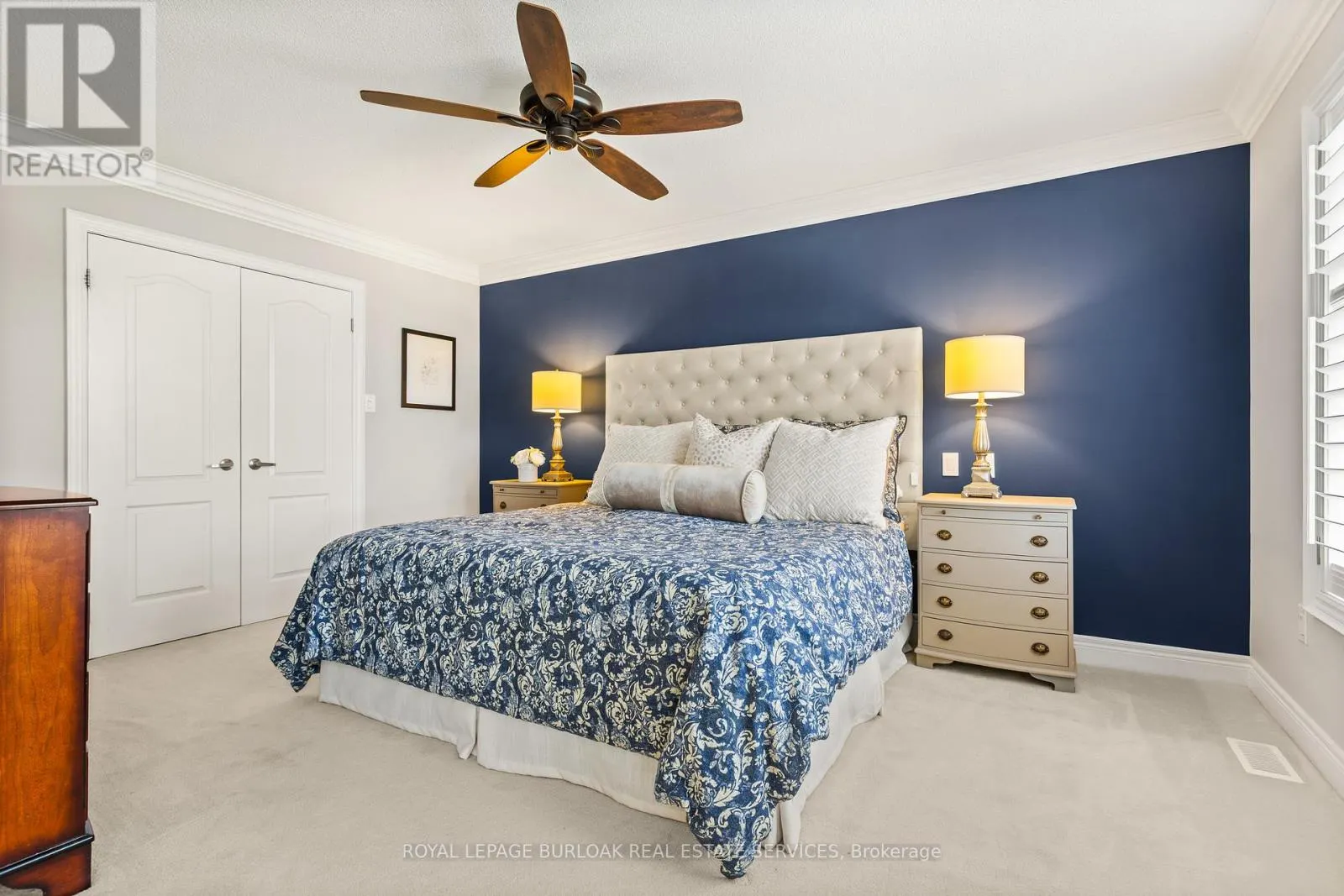 2135 DEVONSHIRE CRESCENT