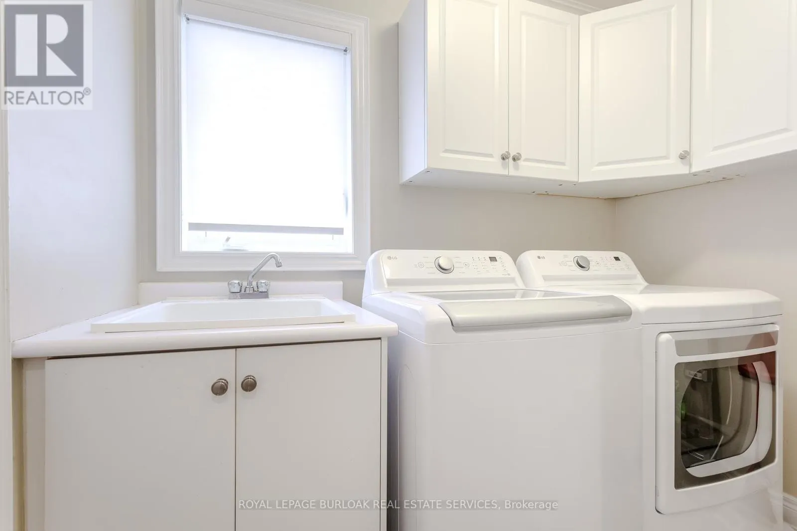 2135 DEVONSHIRE CRESCENT