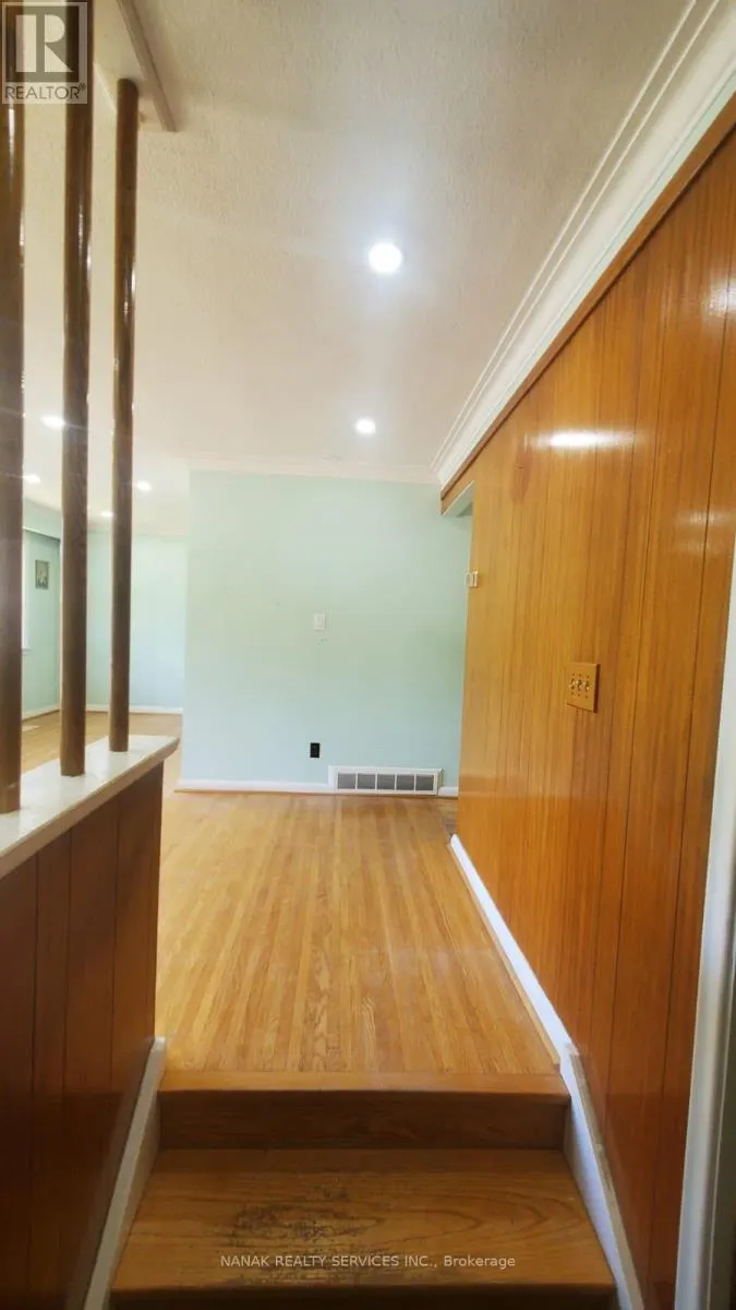 UPPER - 24 ALHART DRIVE