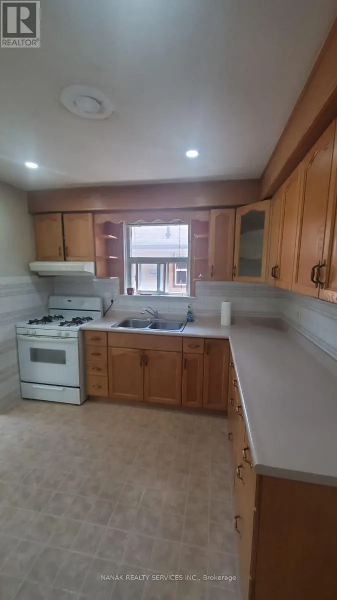 UPPER - 24 ALHART DRIVE
