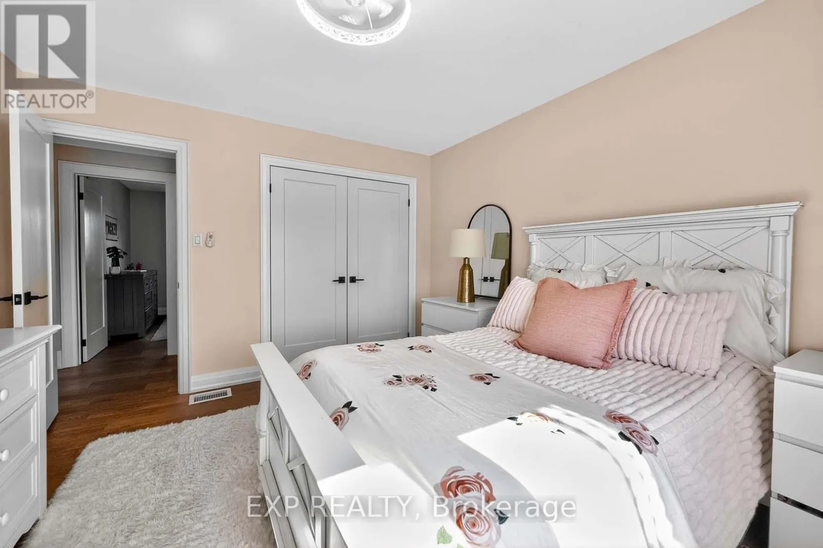 27 GRIST MILL DRIVE