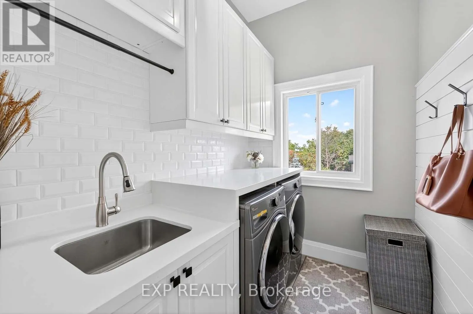 27 GRIST MILL DRIVE