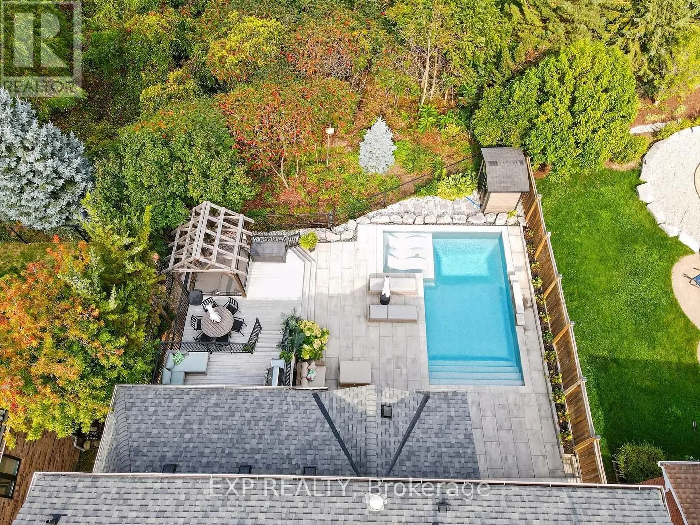 27 GRIST MILL DRIVE