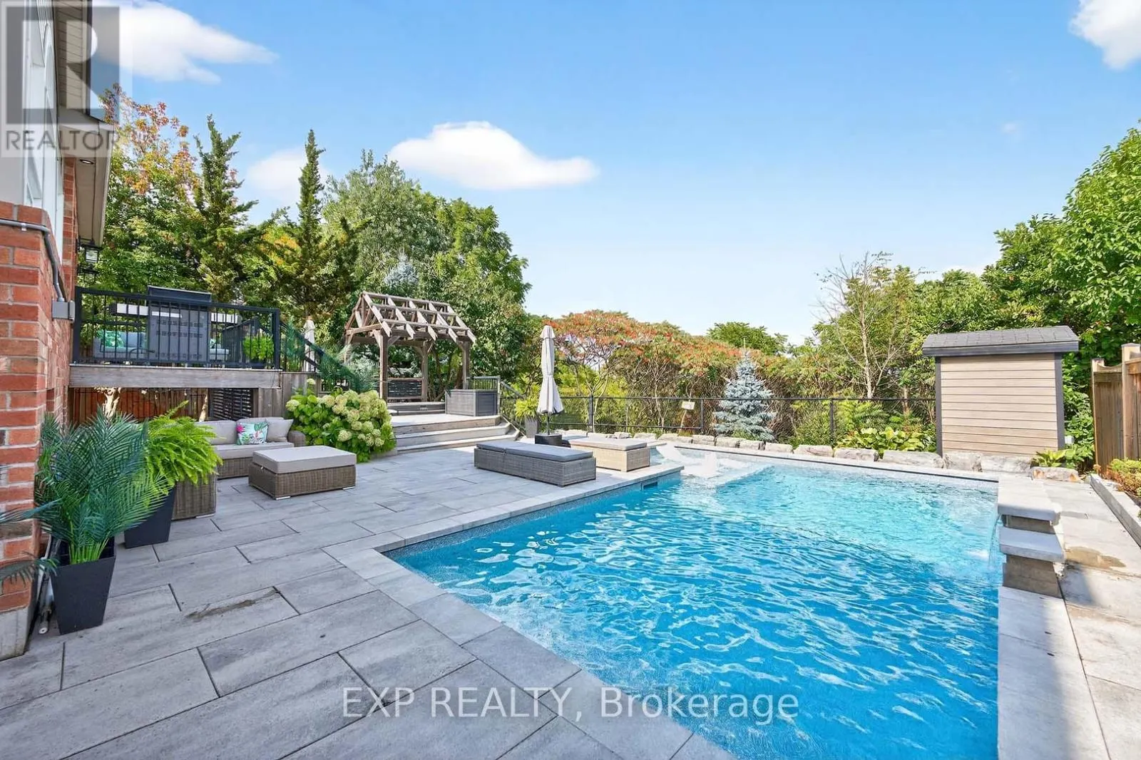 27 GRIST MILL DRIVE