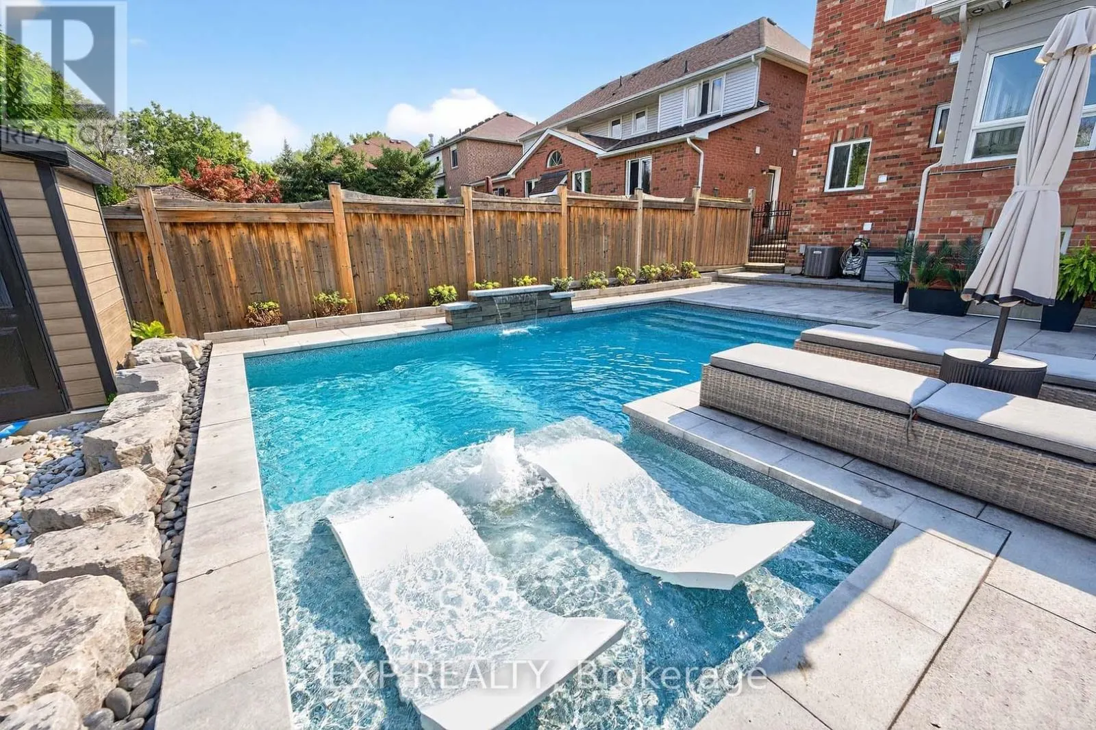 27 GRIST MILL DRIVE