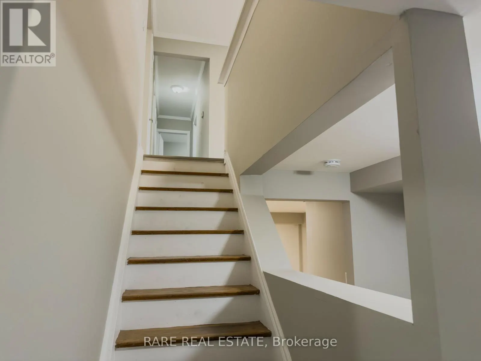 75A DAWSON ROAD E