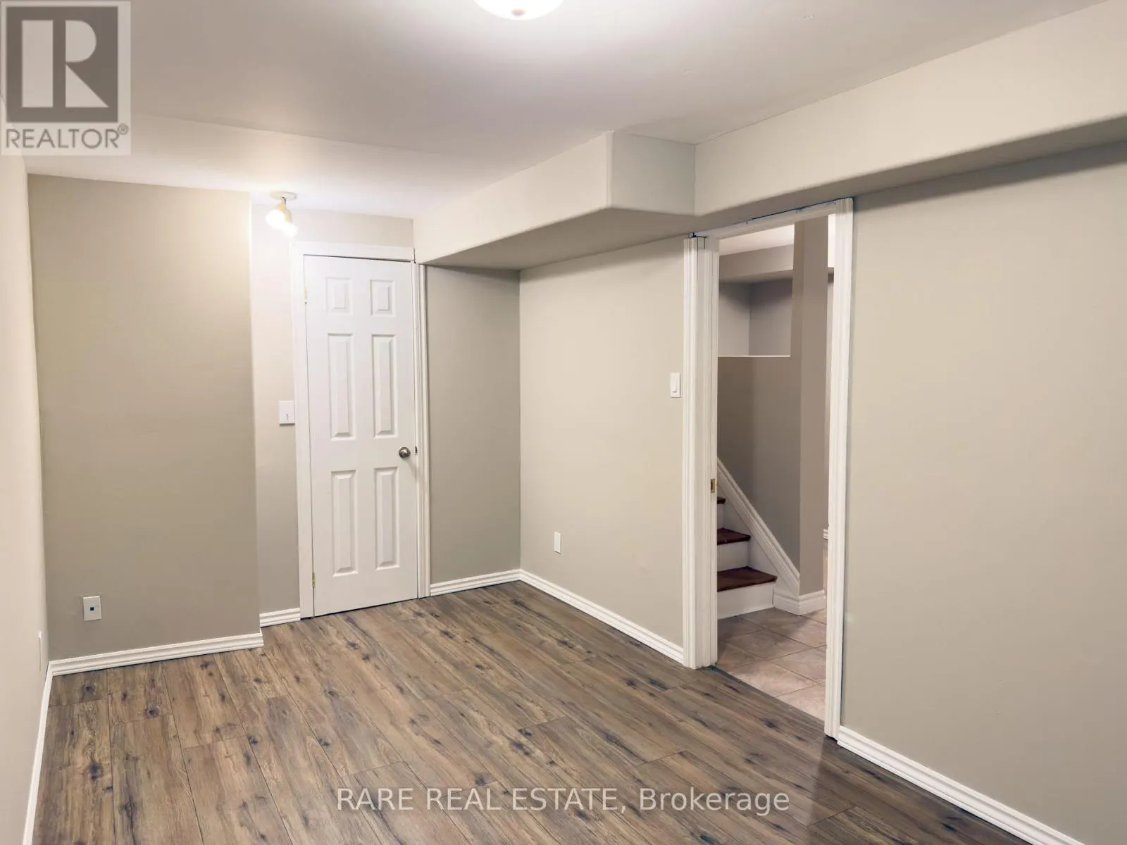75A DAWSON ROAD E