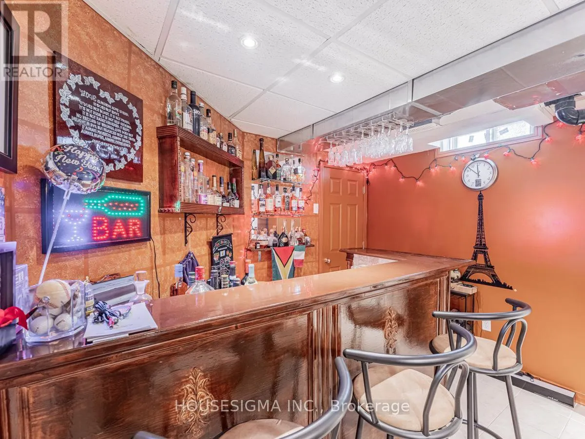 415 HILLBURY DRIVE