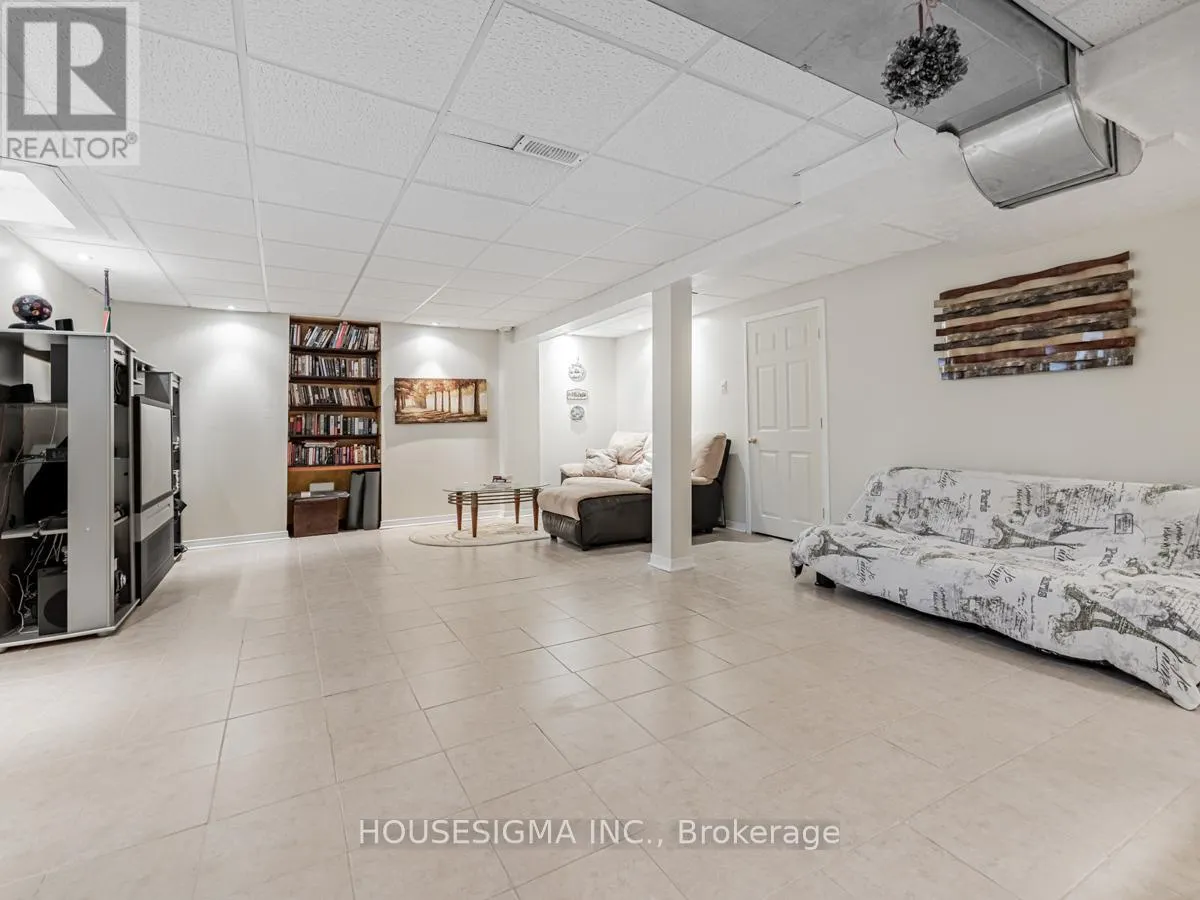 415 HILLBURY DRIVE