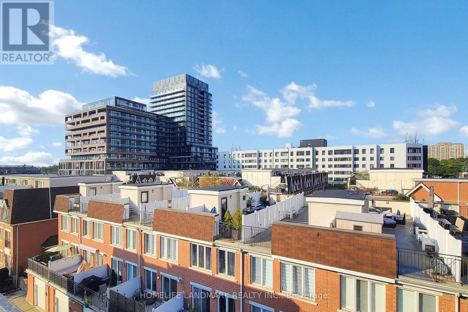 310 - 60 JOE SHUSTER WAY