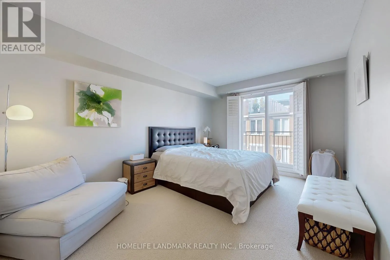 310 - 60 JOE SHUSTER WAY