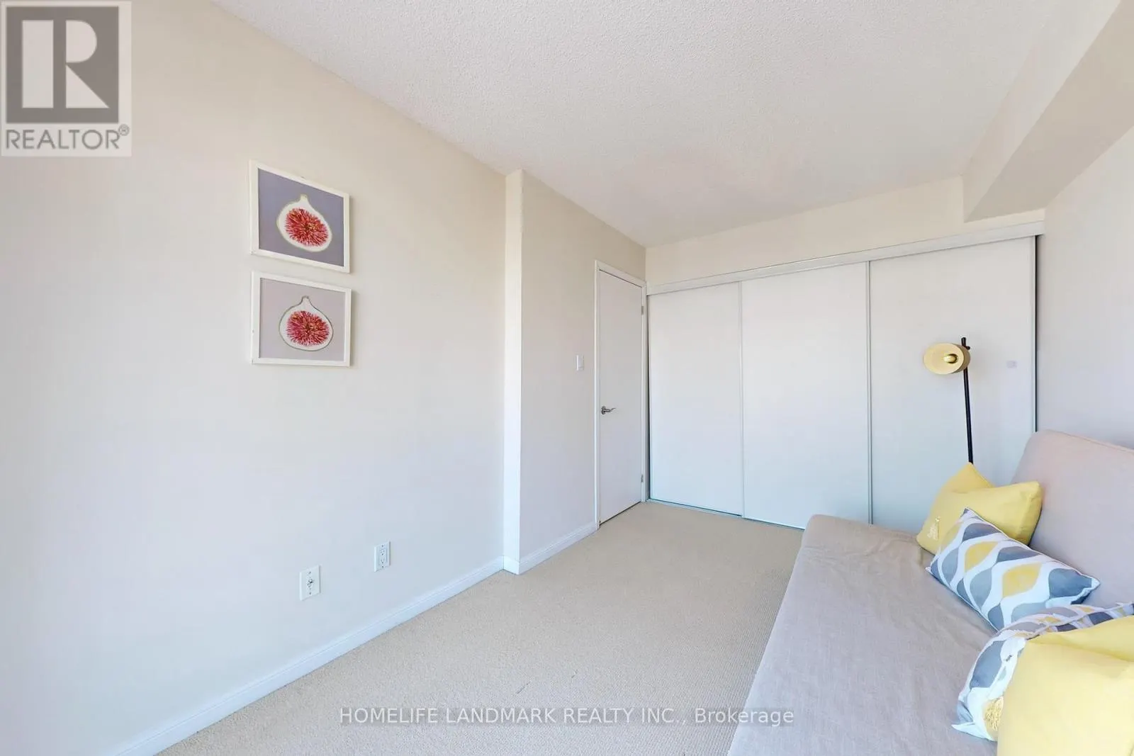 310 - 60 JOE SHUSTER WAY
