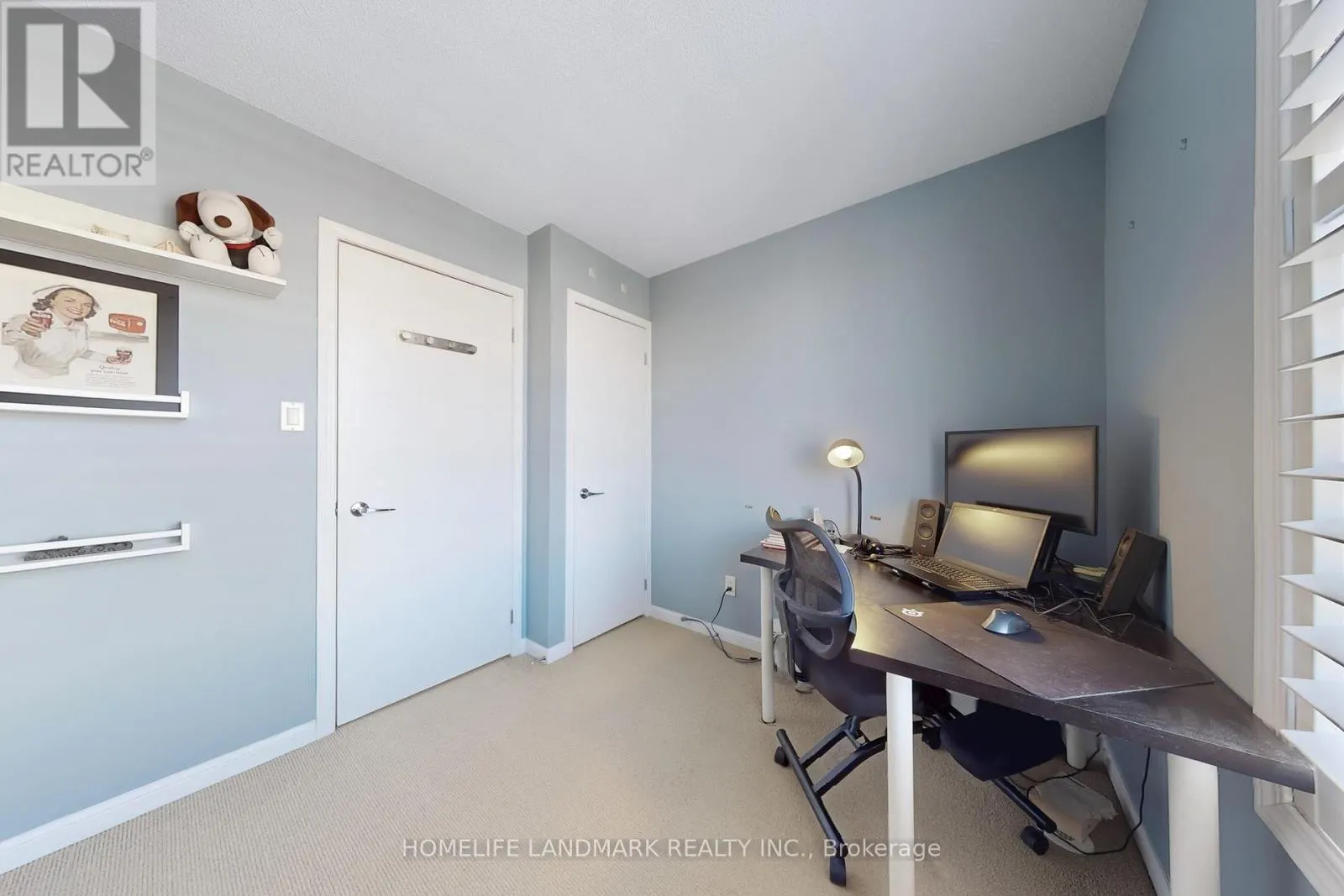 310 - 60 JOE SHUSTER WAY