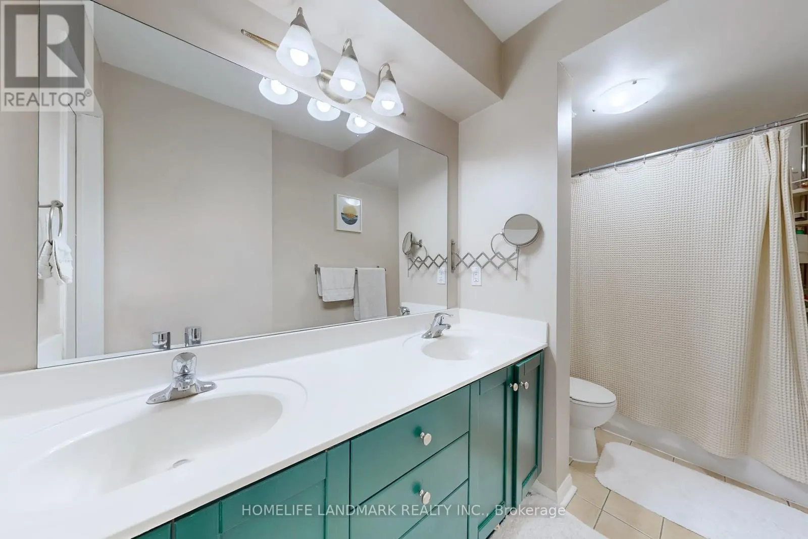 310 - 60 JOE SHUSTER WAY