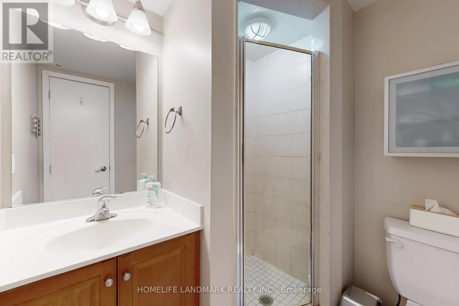 310 - 60 JOE SHUSTER WAY