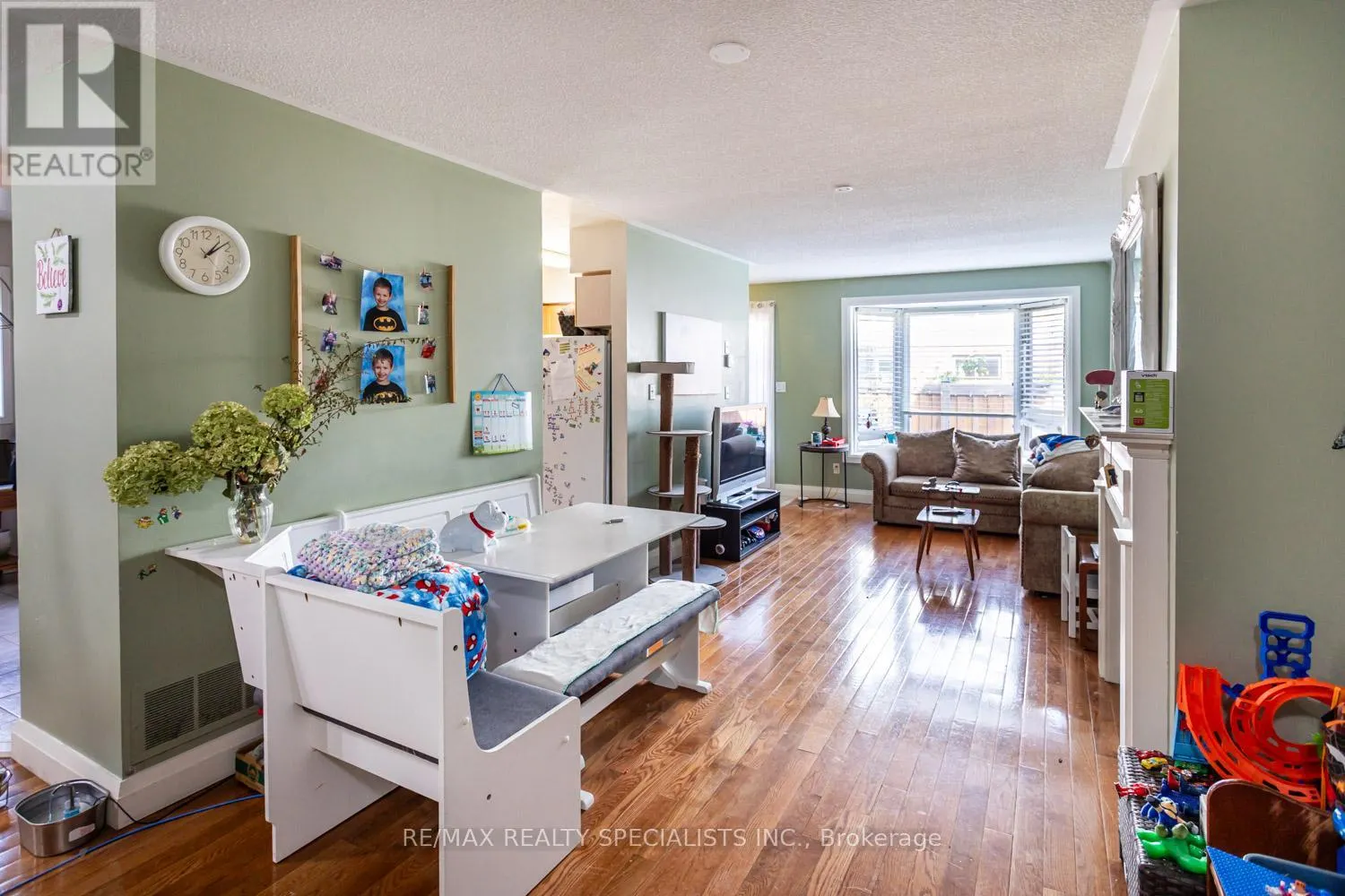 26 - 1231 PARKWEST PLACE