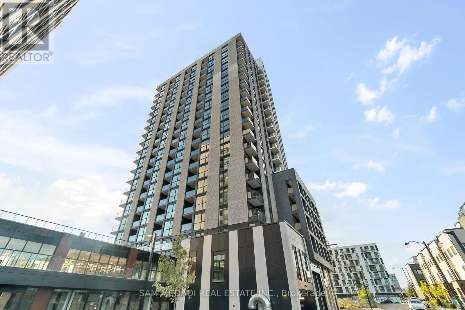 1805 - 3079 TRAFALGAR ROAD
