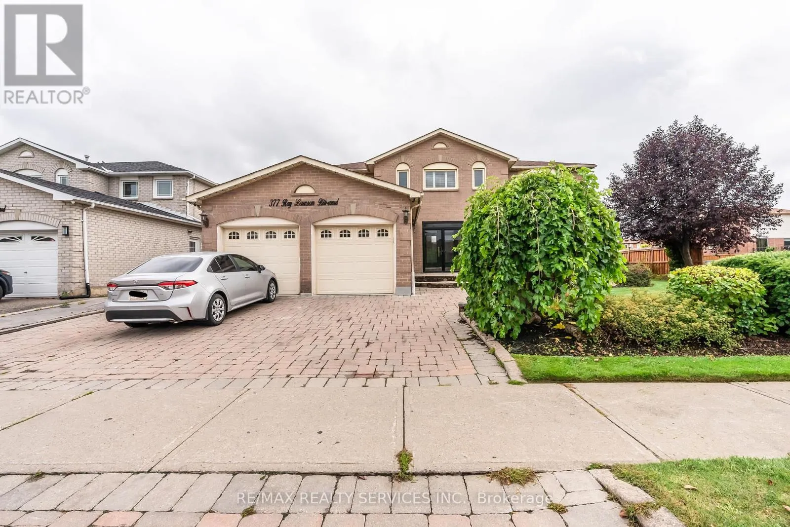 377 RAY LAWSON BOULEVARD