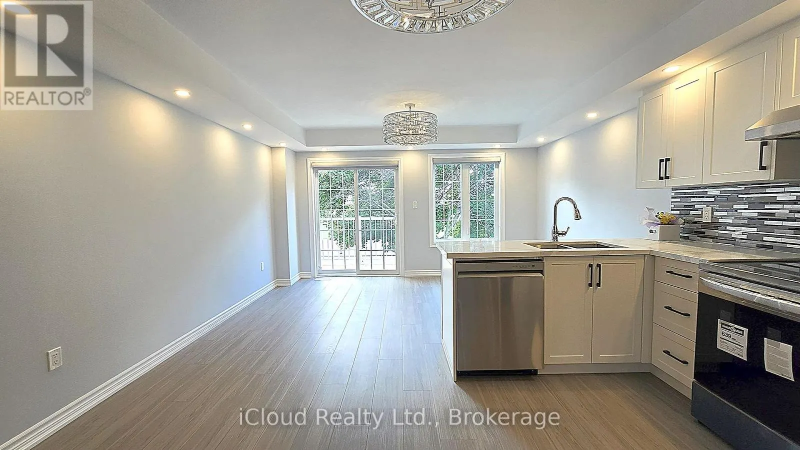 43 MANTELLO DRIVE