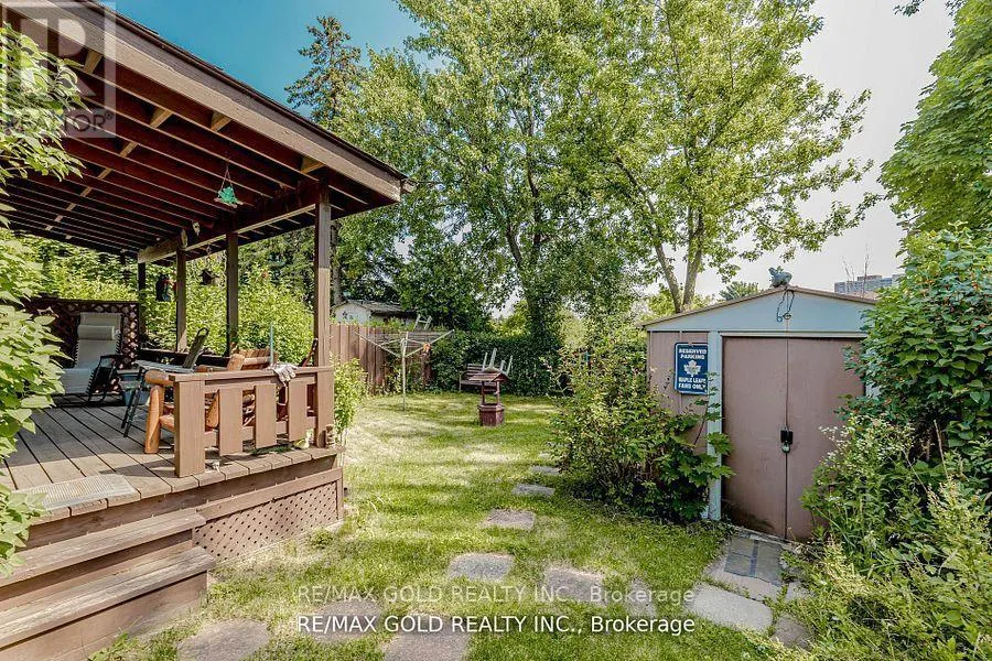 31 FALLINGDALE CRESCENT