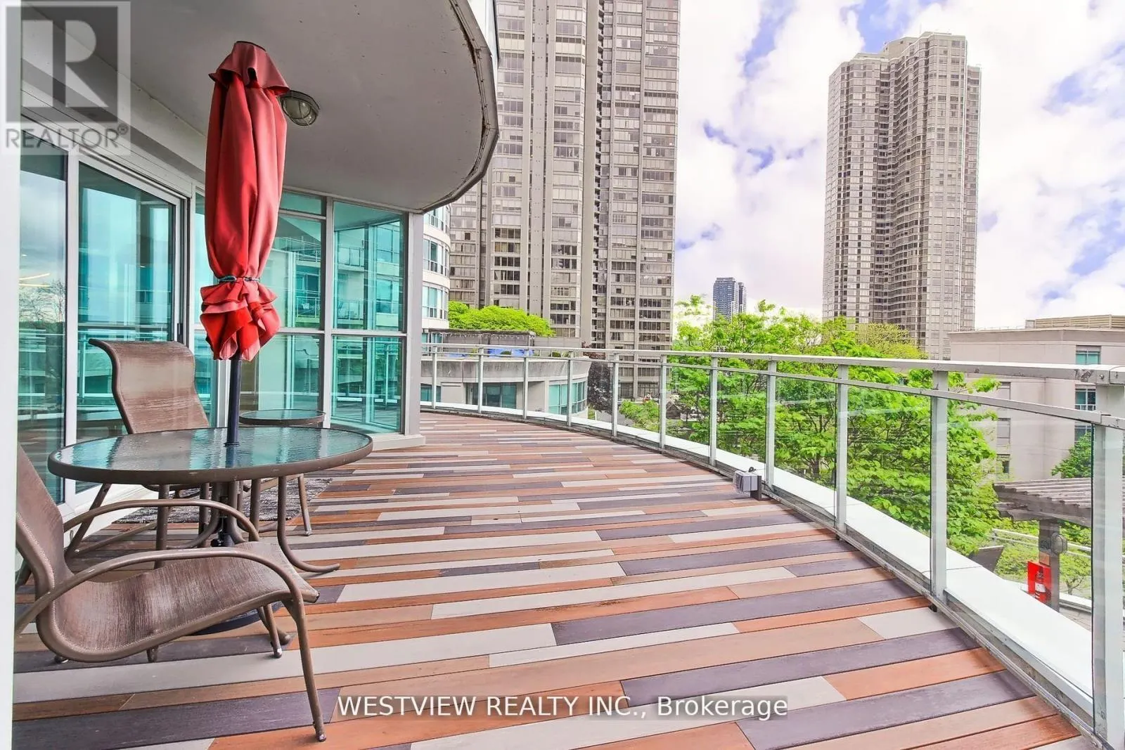 405 - 2067 LAKE SHORE BOULEVARD W