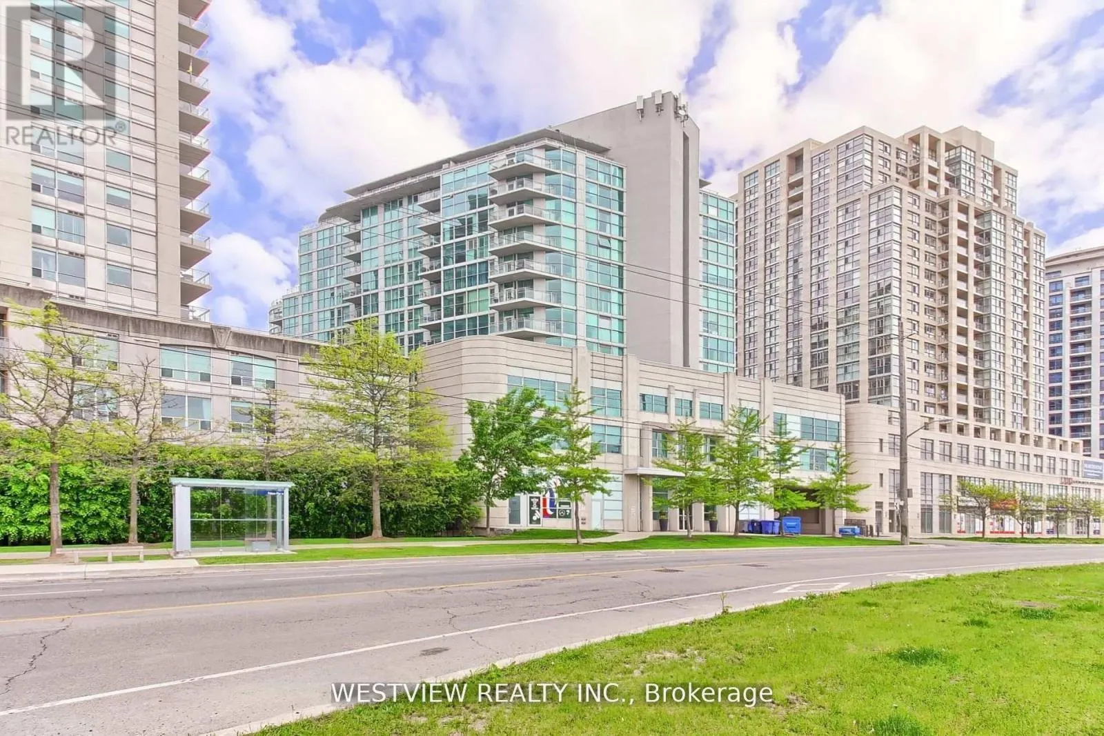 405 - 2067 LAKE SHORE BOULEVARD W