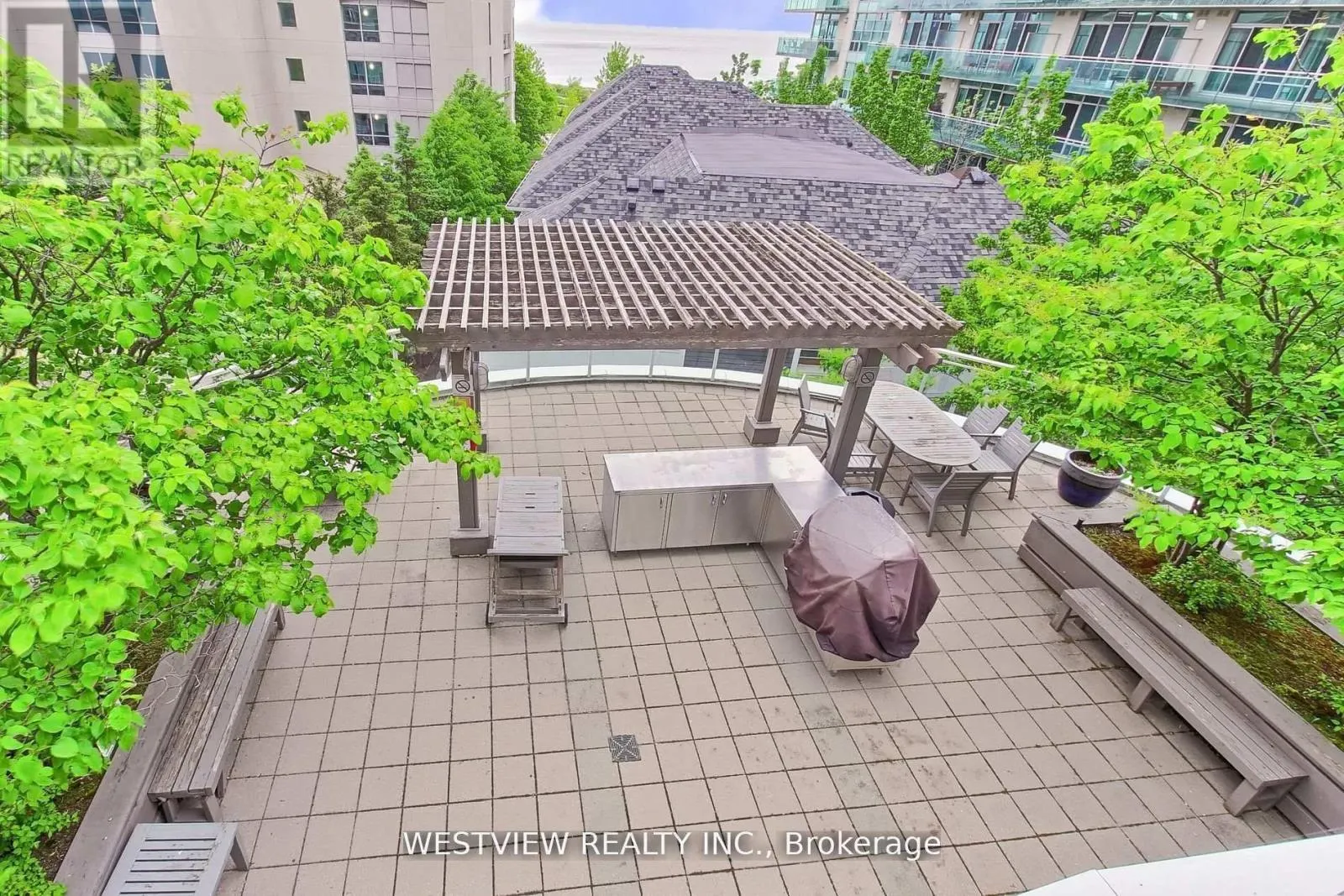405 - 2067 LAKE SHORE BOULEVARD W