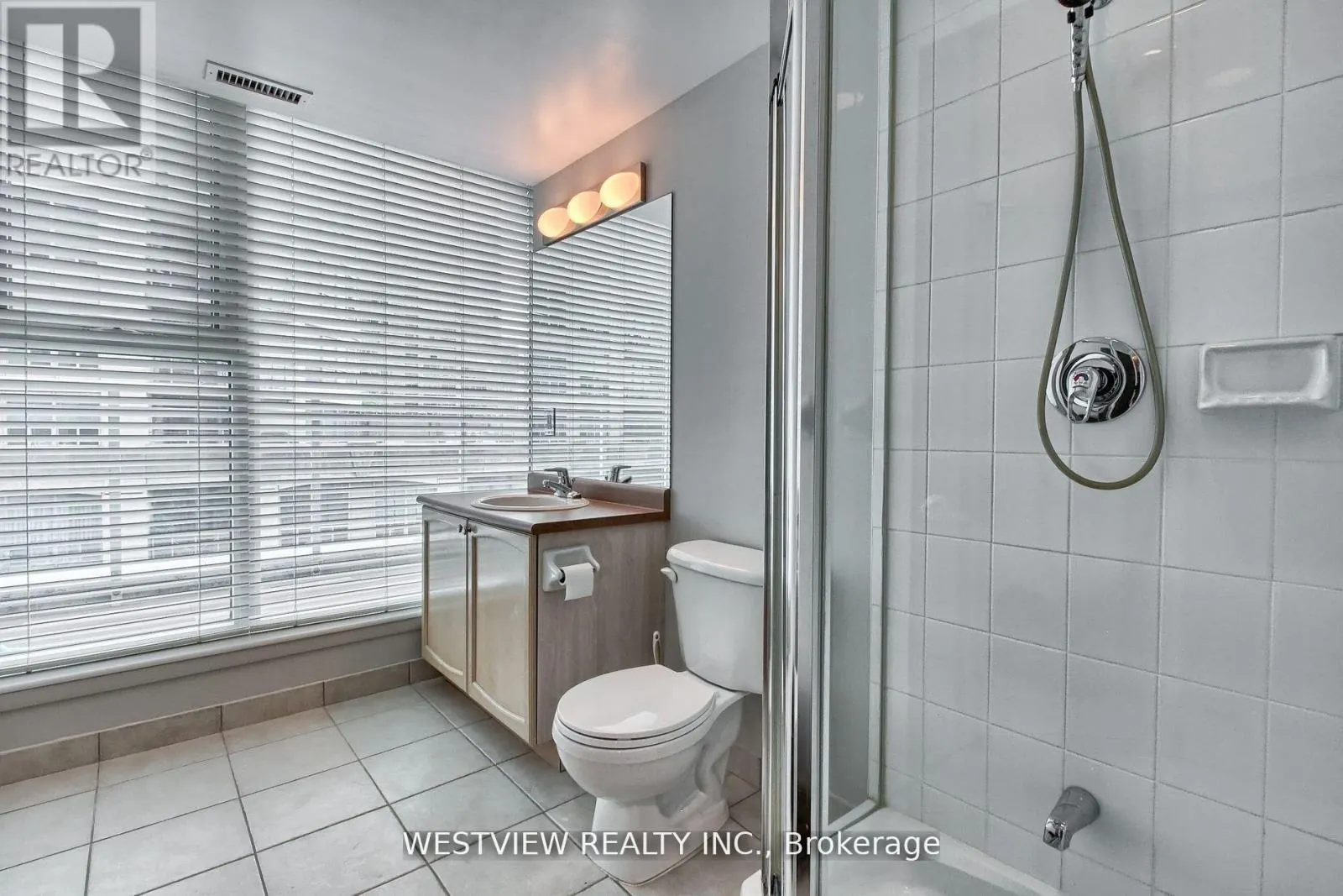 405 - 2067 LAKE SHORE BOULEVARD W