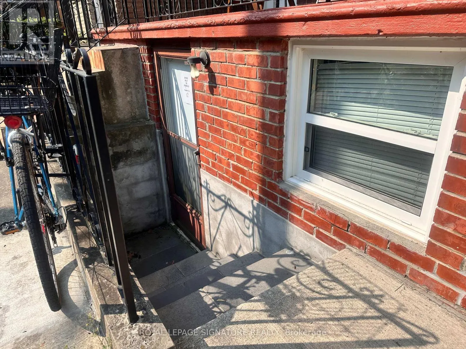 LOWER - 756 CRAWFORD STREET