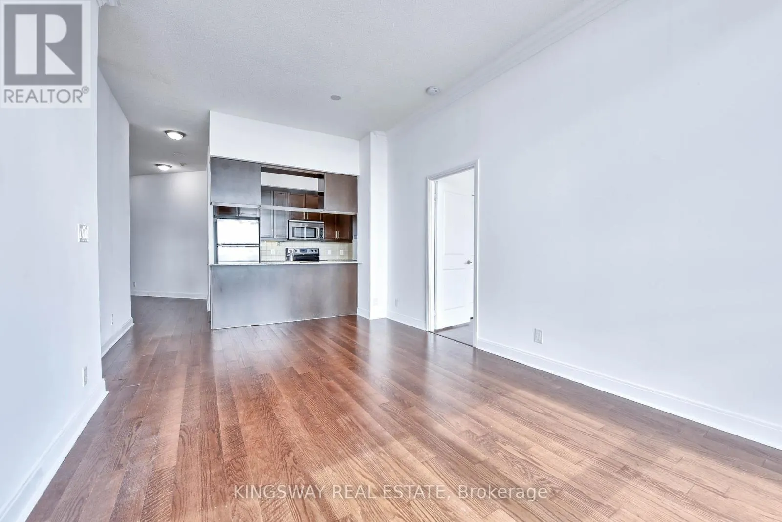 3404 - 80 ABSOLUTE AVENUE