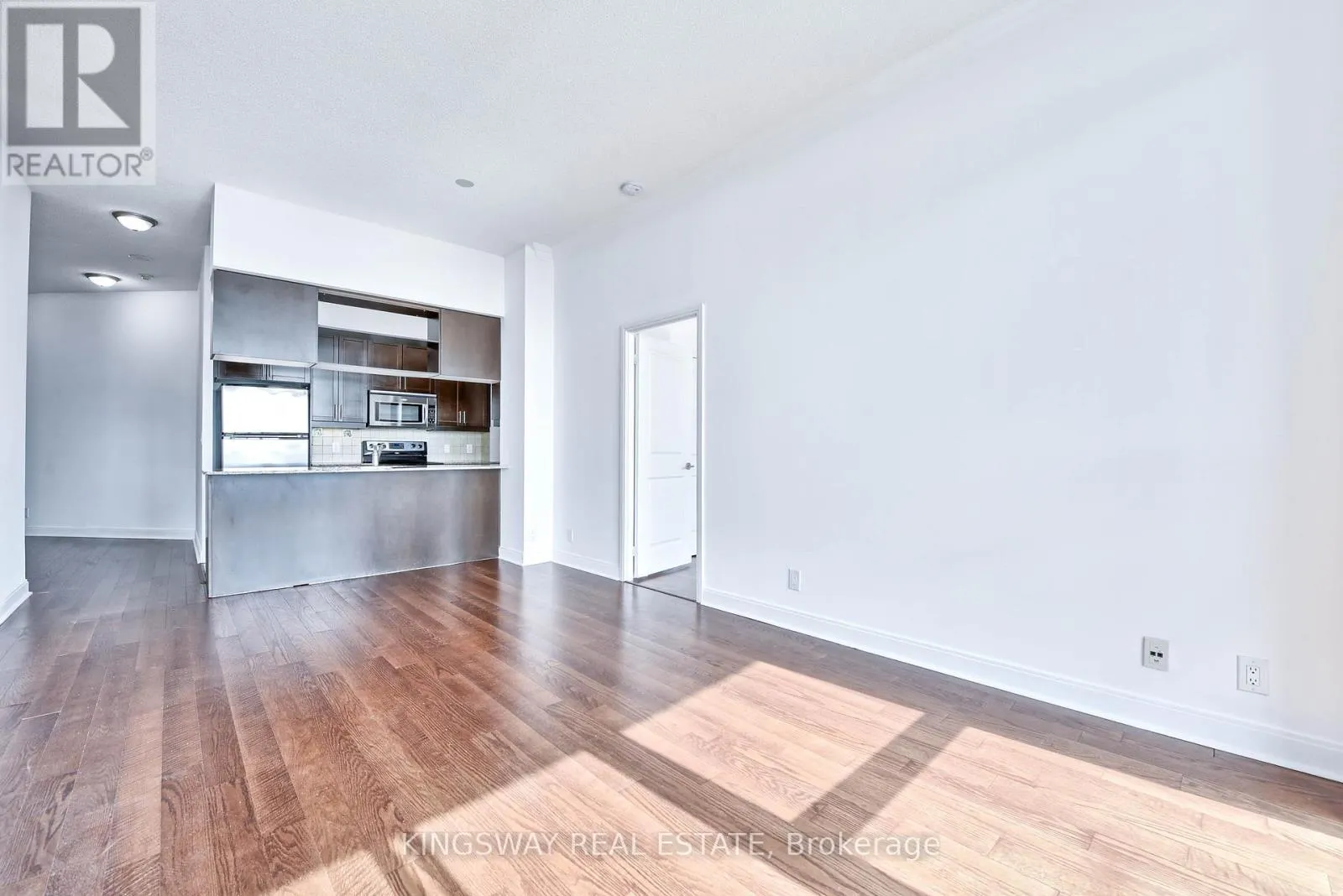 3404 - 80 ABSOLUTE AVENUE