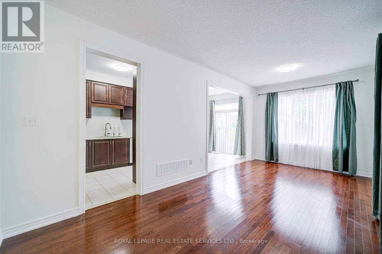 3251 EDWYNA DRIVE
