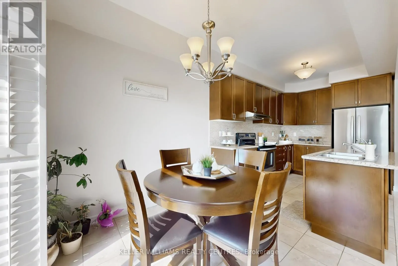 19 DIAMOND LEAF LANE