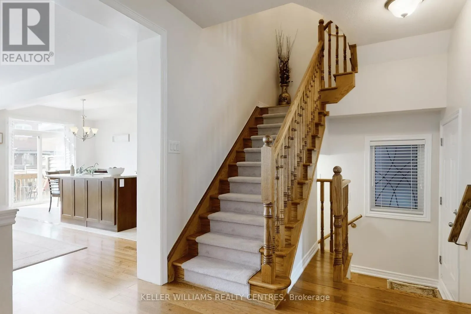 19 DIAMOND LEAF LANE