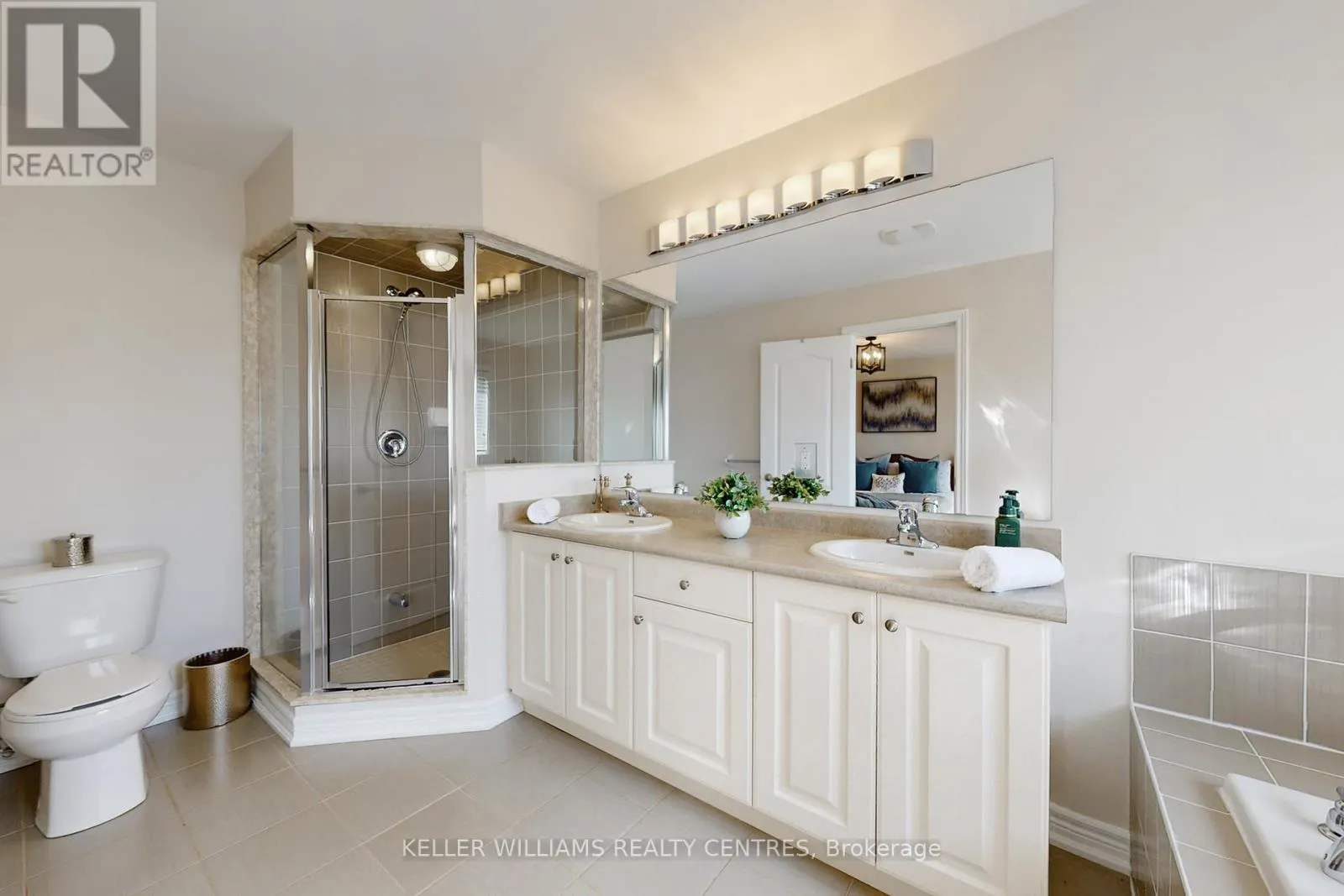 19 DIAMOND LEAF LANE