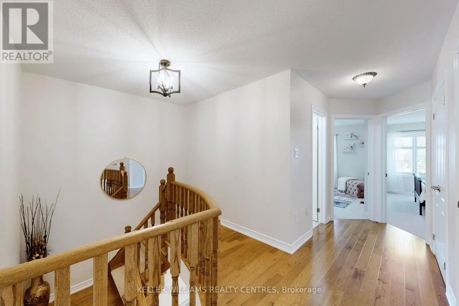 19 DIAMOND LEAF LANE