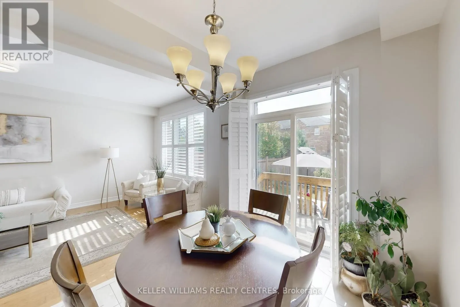 19 DIAMOND LEAF LANE