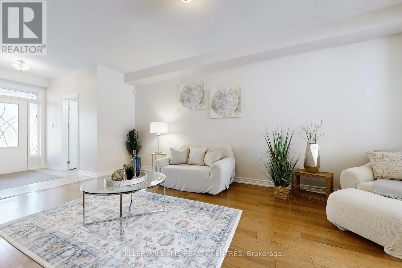 19 DIAMOND LEAF LANE