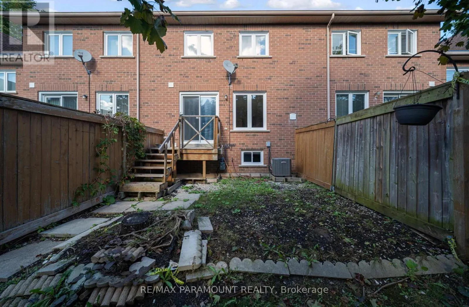 37 - 1575 SOUTH PARADE COURT