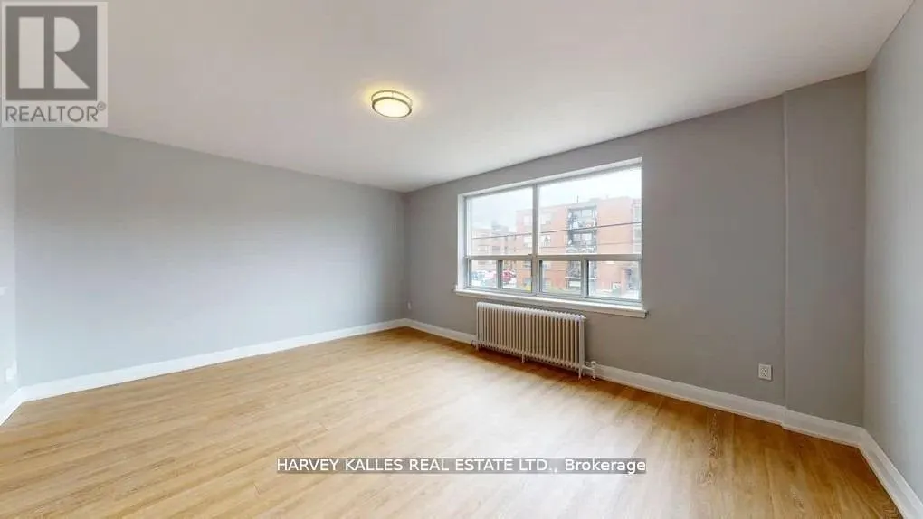 209 - 31 CLEARVIEW HEIGHTS