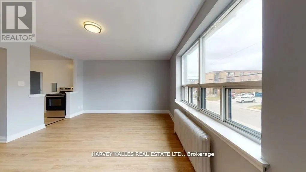 209 - 31 CLEARVIEW HEIGHTS