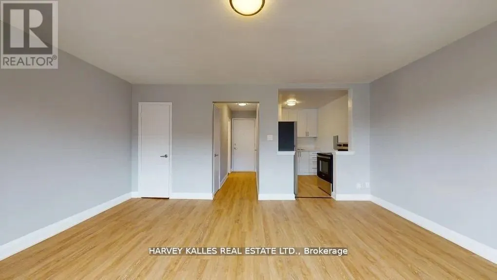 209 - 31 CLEARVIEW HEIGHTS