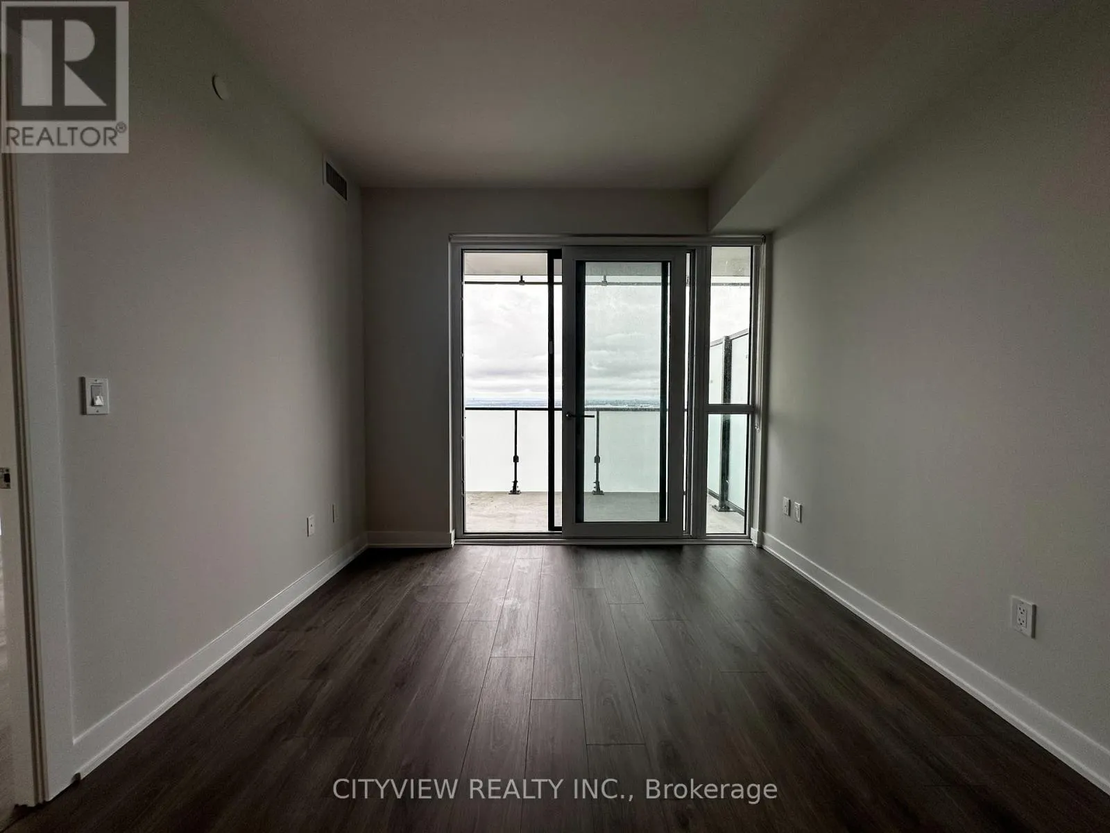 4509 - 430 SQUARE ONE DRIVE