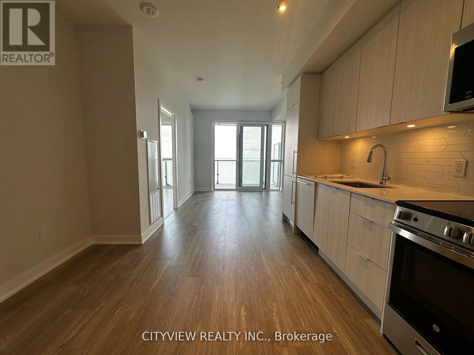 1809 - 430 SQUARE ONE DRIVE