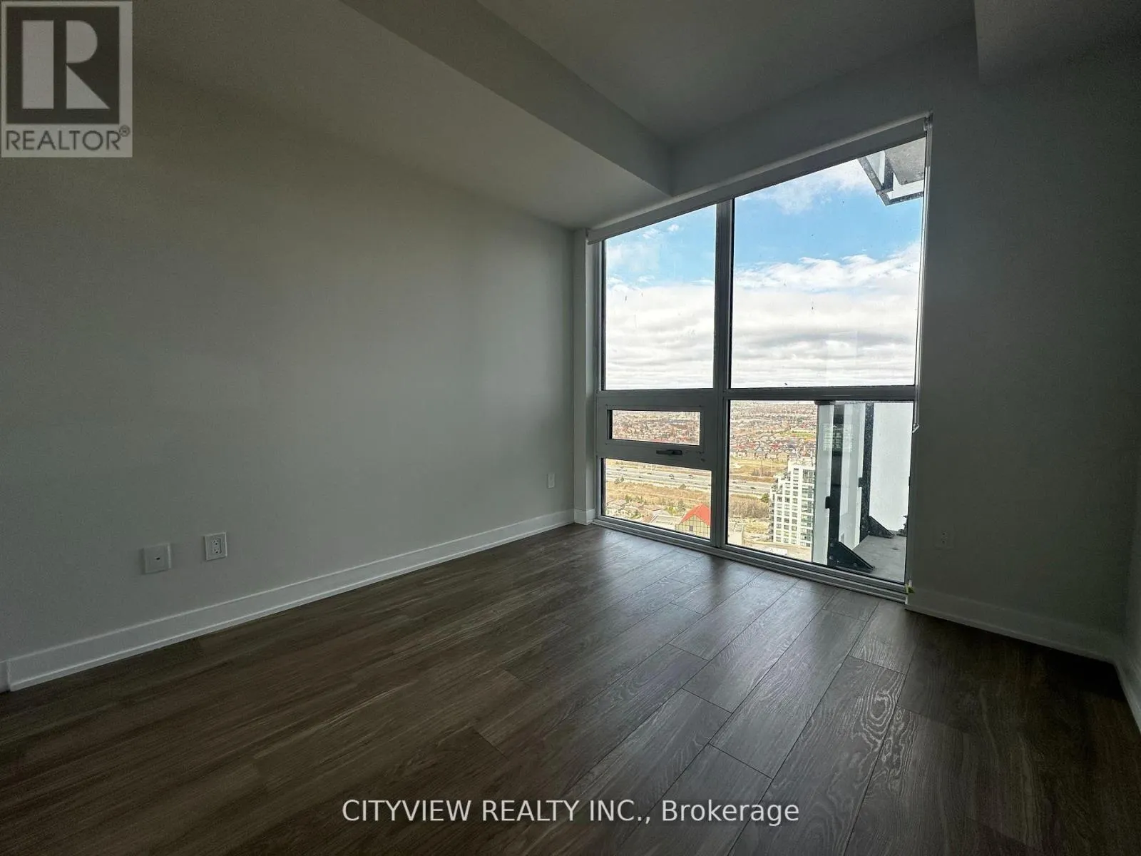 1809 - 430 SQUARE ONE DRIVE