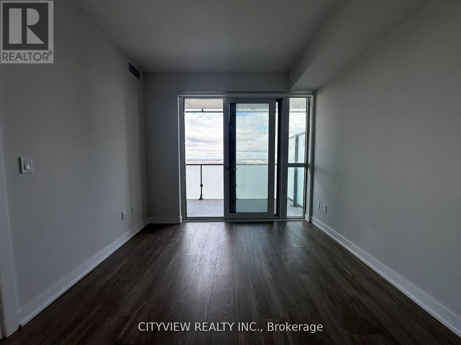 1809 - 430 SQUARE ONE DRIVE