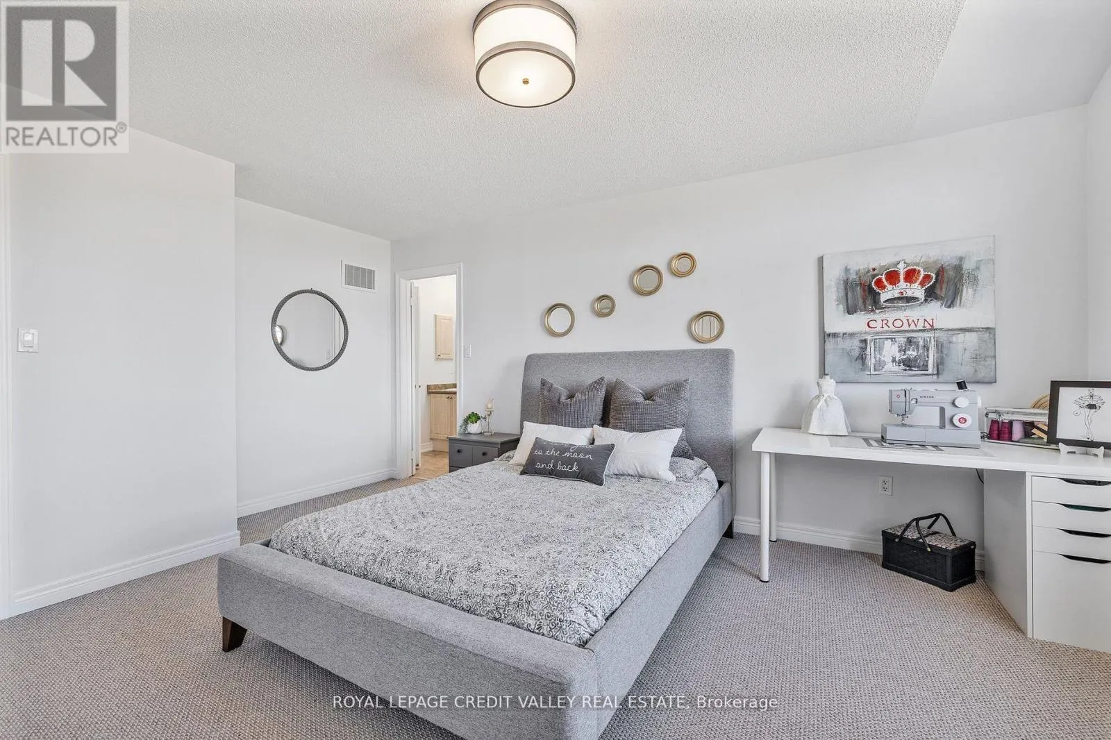 14 LARANDE COURT