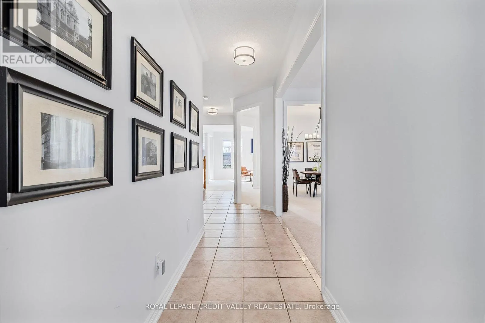 14 LARANDE COURT